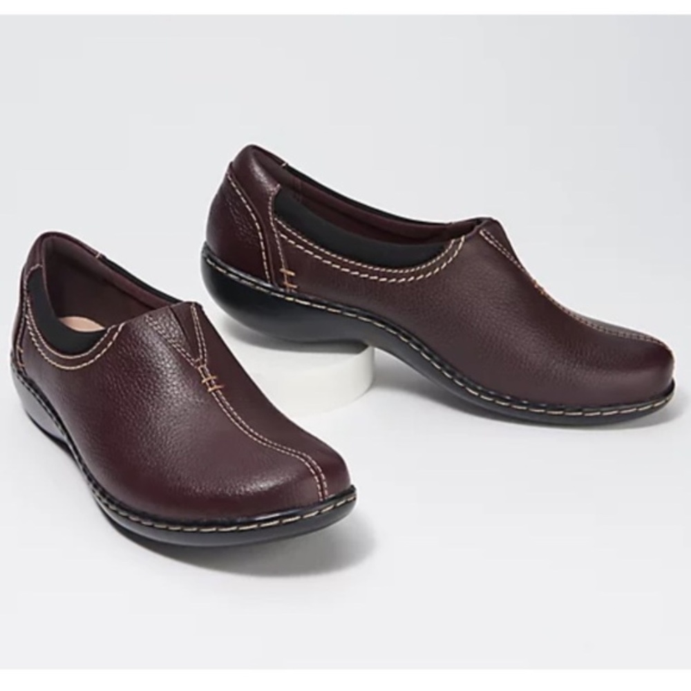 Clarks Ashland Joy Aubergine Leather Low Wedge Slip-on Loafers Women's US 9.5 W